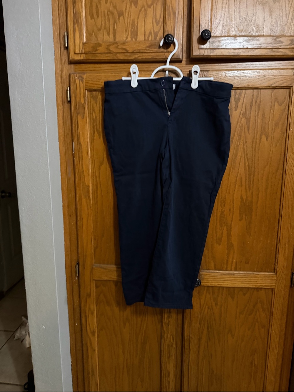 Women’s above ankle navy pants